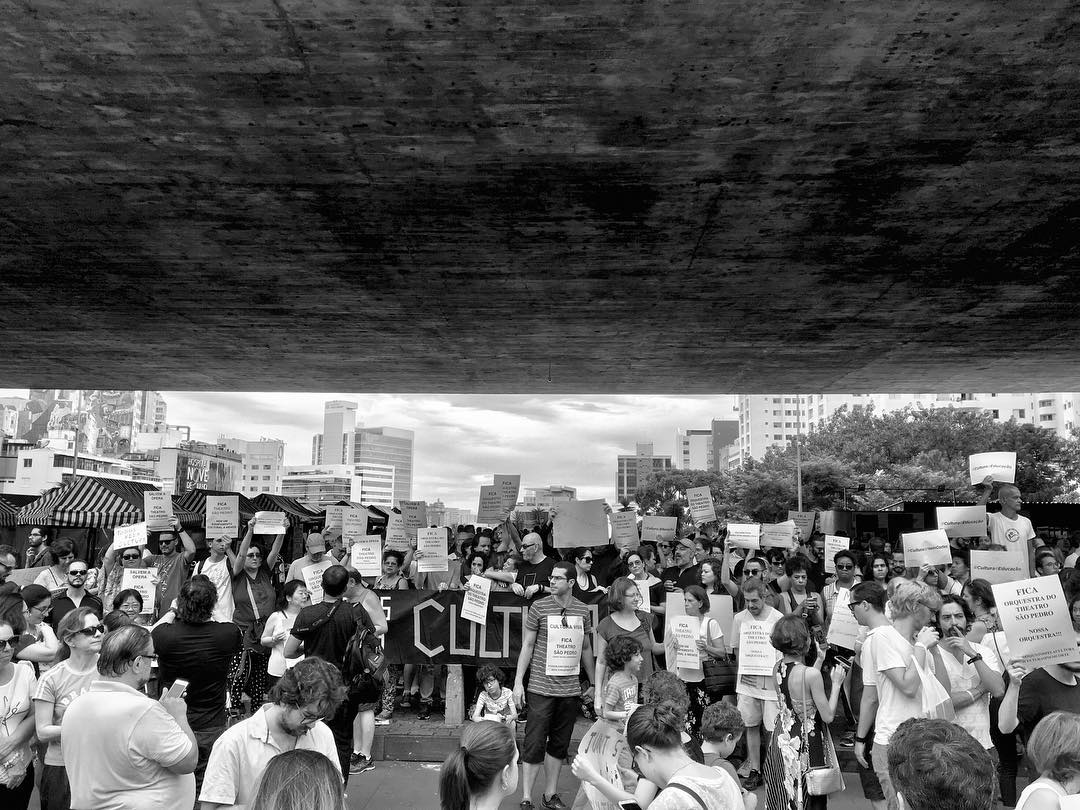 Manifestação teve início na vão do Masp, na Avenida Paulista [Revista CONCERTO/ Leonardo Martinelli]