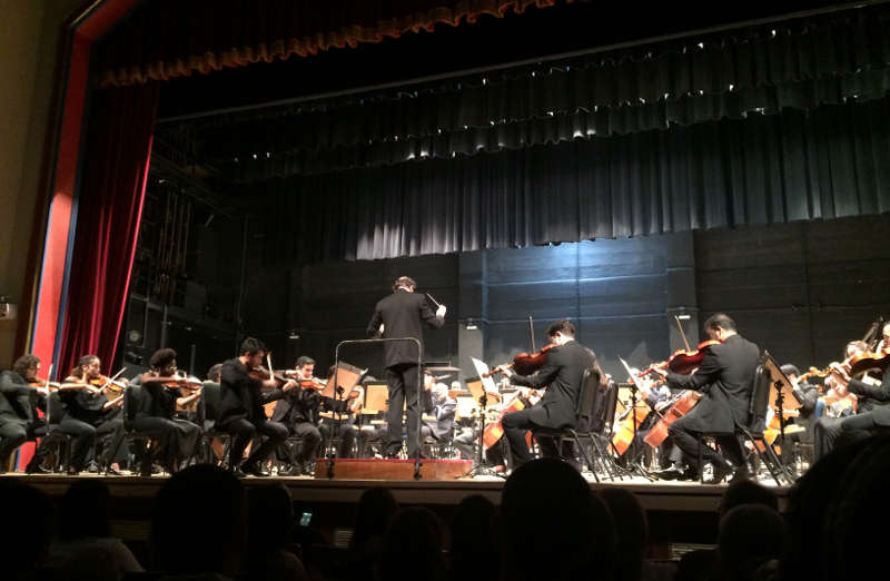 Orquestra Sinfônica do Espírito Santo e maestro Helder Trefzger [Revista CONCERTO]