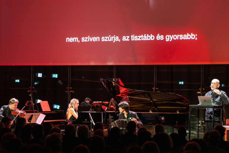 John Malkovich, Anastasia Terenkova ao piano, Andrei Bielow e Fabrizio Colombo [Divulgação] 