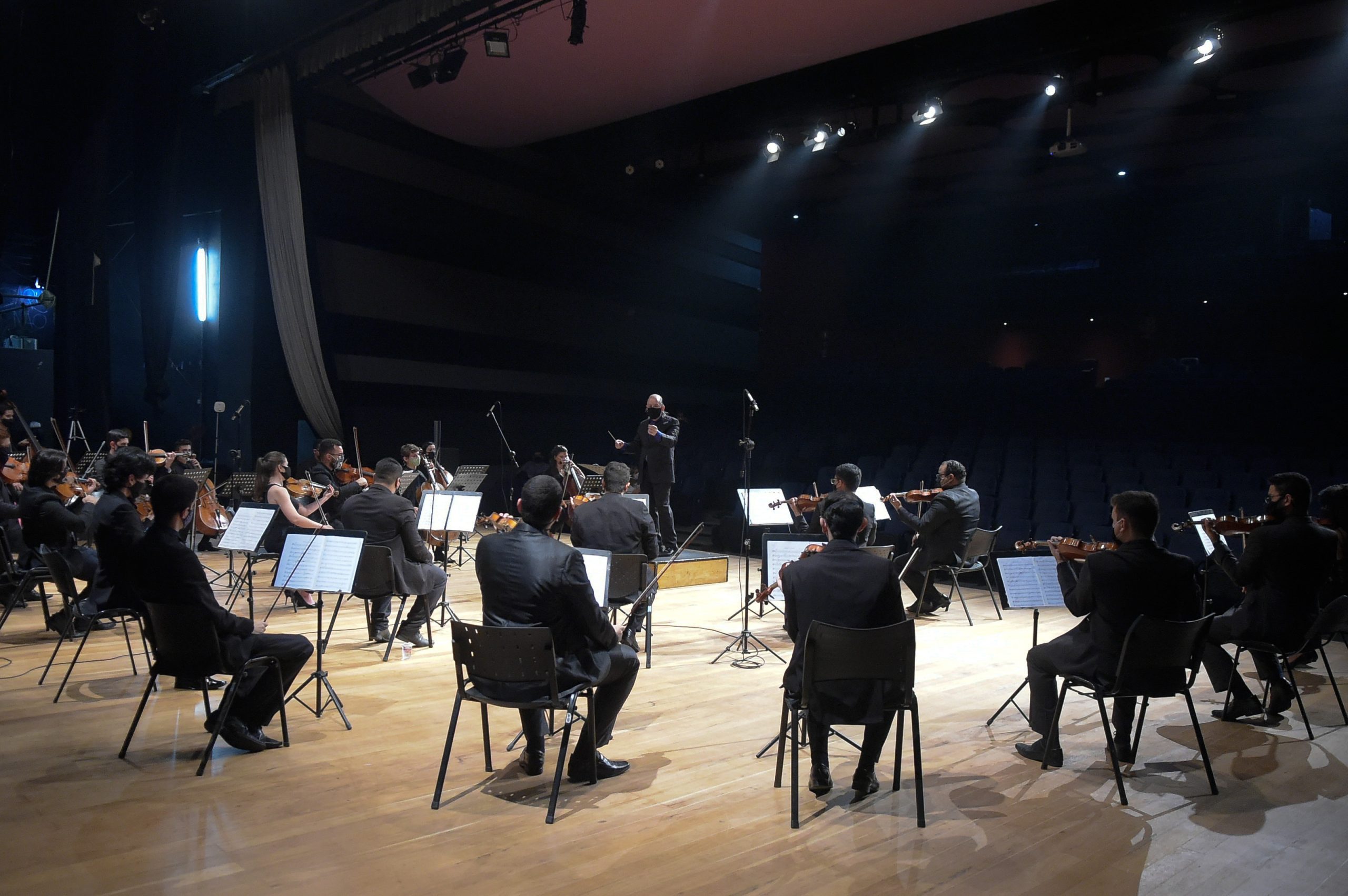 Concerto da GRU Sinfônica no Teatro Adamastor [Nícollas Ornelas/Divulgação]