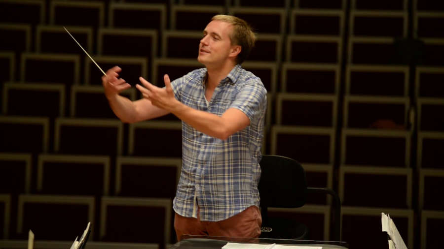 Maestro Vassily Petrenko pediu demissão da Orquestra Sinfônica Estatal da Rússia [Reprodução/YouTube]