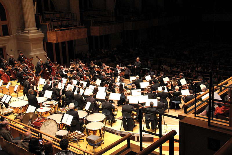 Thierry Fischer durante concerto com a Osesp [Divulgação /Isabela Guasco]