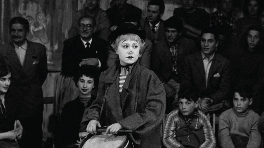 Cena do filme A estrada, de Fellini [Reprodução]
