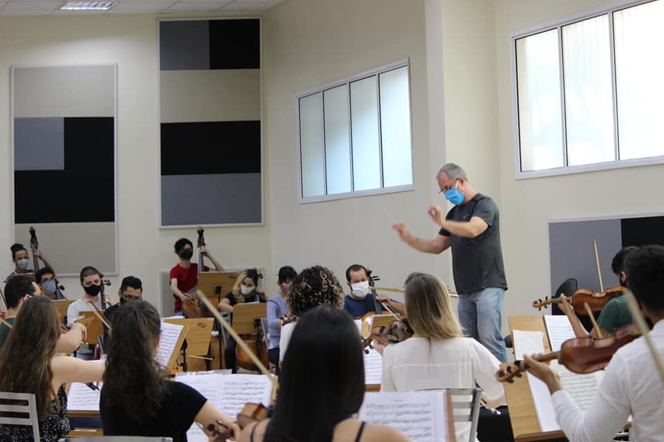 Ensaio da Sinfônica Heliópolis no Instituto Baccarelli