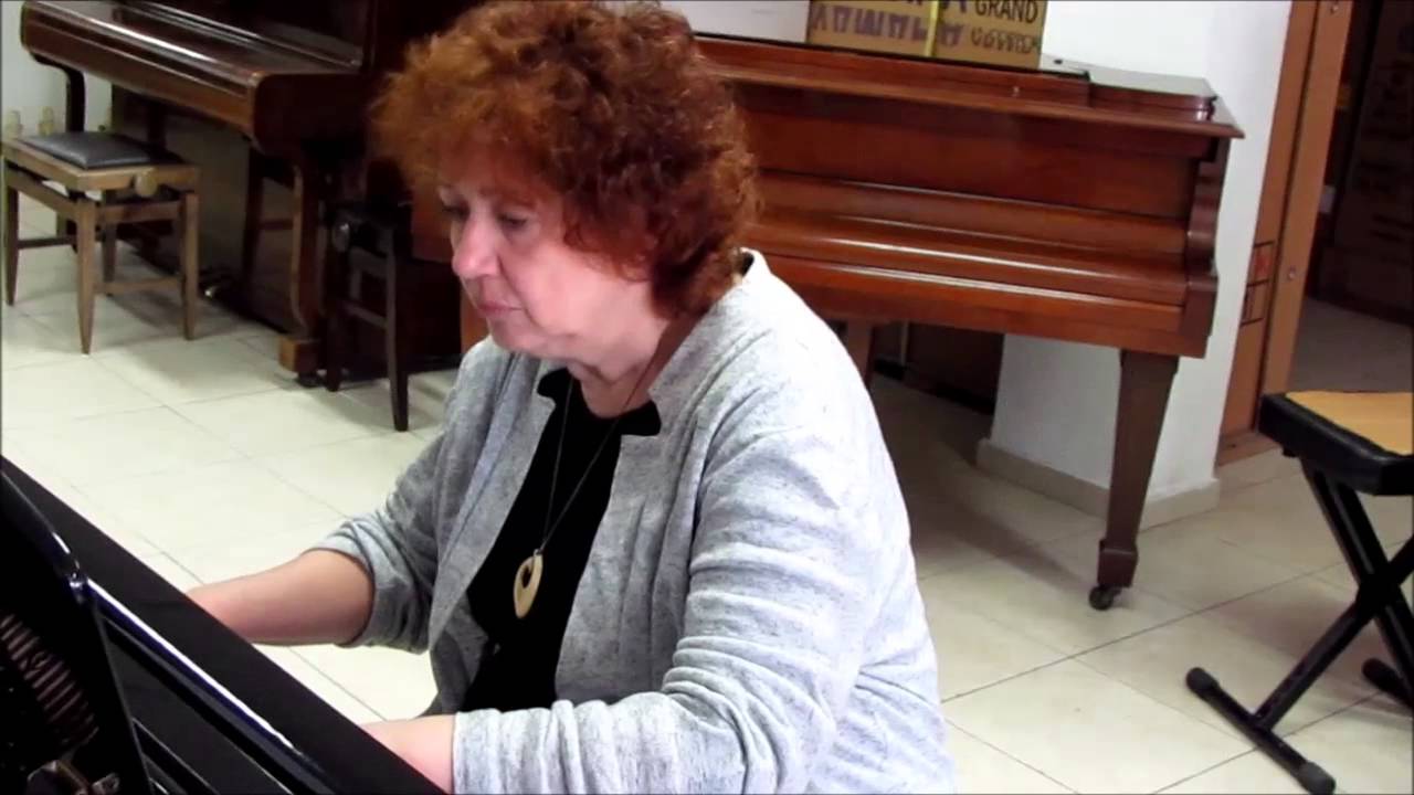 A pianista Beatriz Roman [Divulgação]