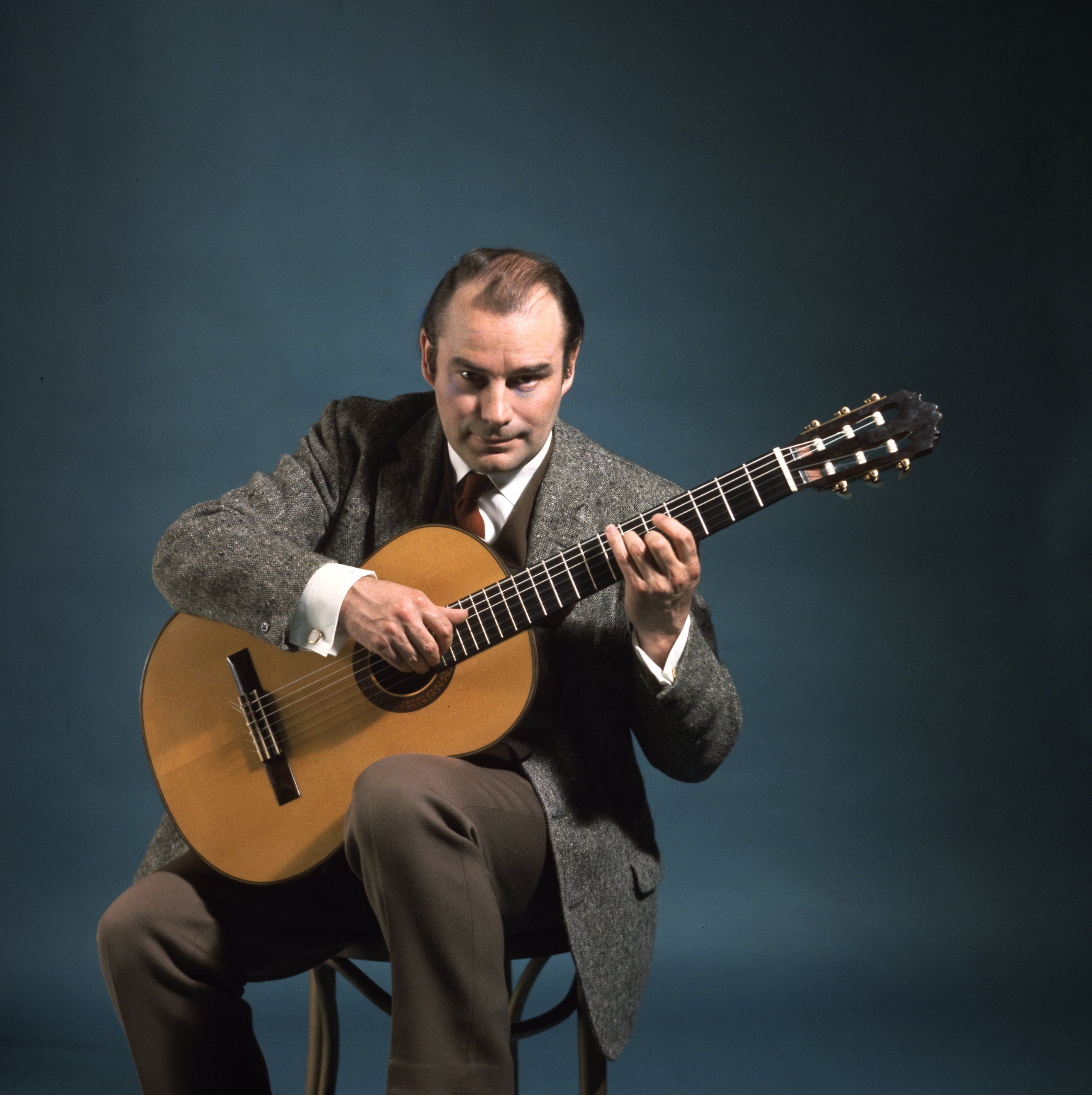 O violonista Julian Bream