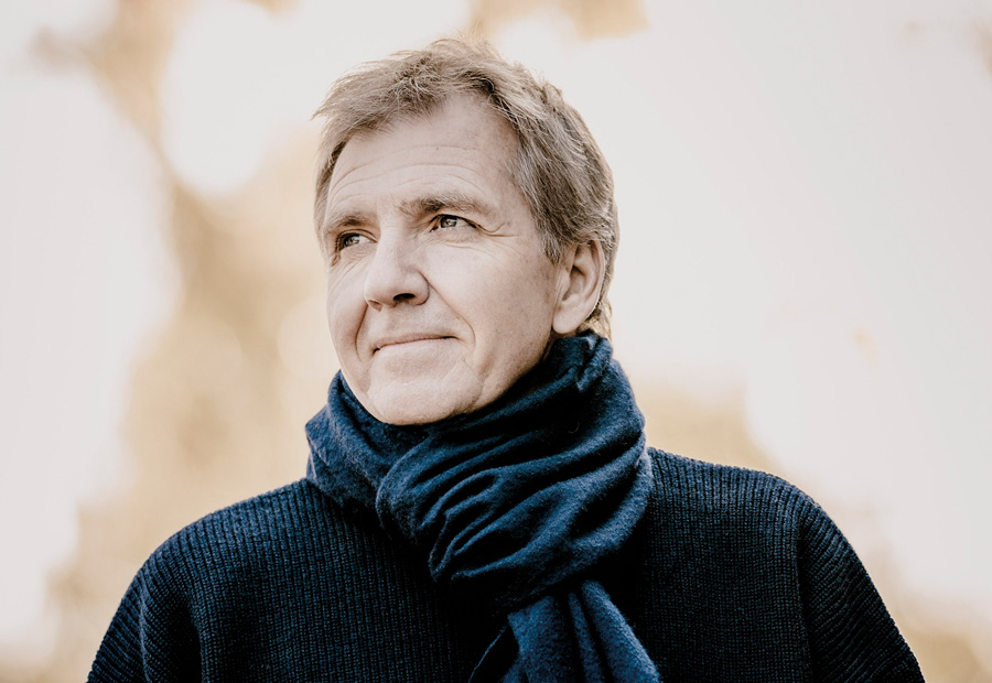 O maestro Thierry Fischer [Divulgação/Marco Borggreve]