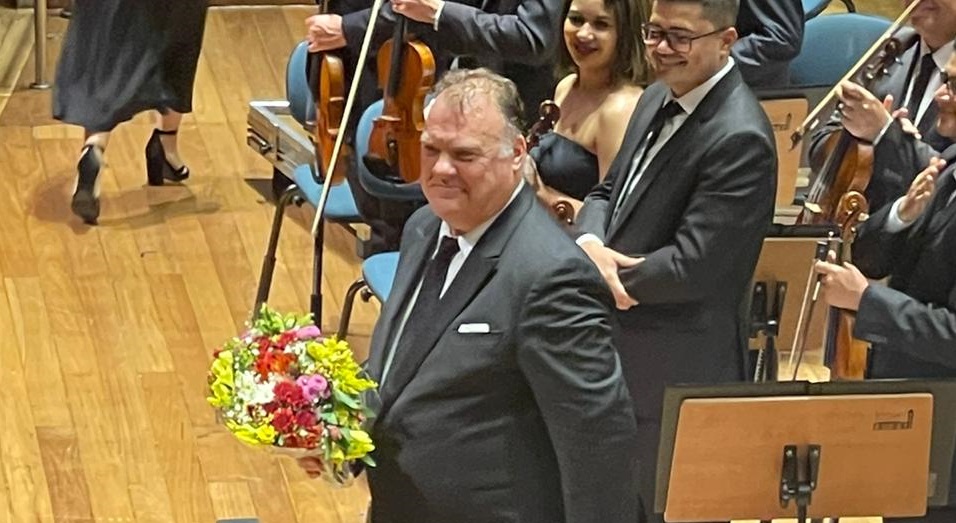 Bryn Terfel no encerramento do concerto na Sala São Paulo [Cortesia William Pereira]