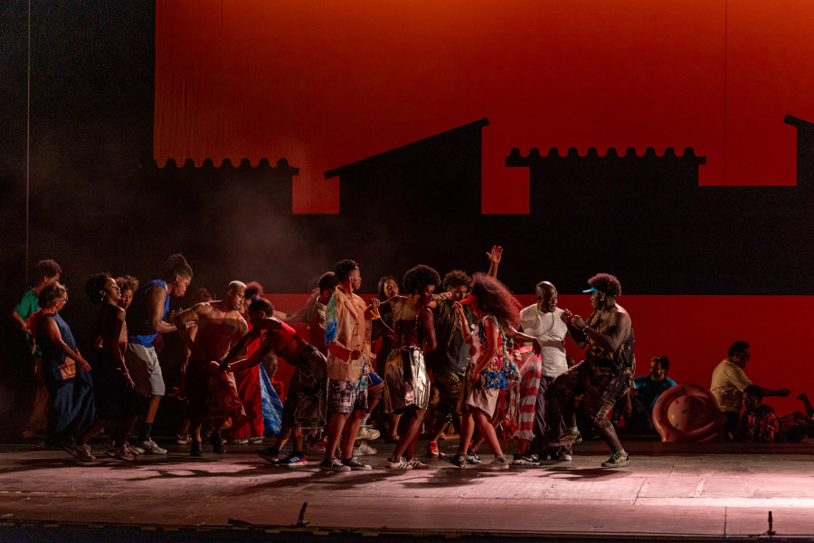 Cena da produção de 'Porgy and Bess' [Divulgação/Rafael Salvador]