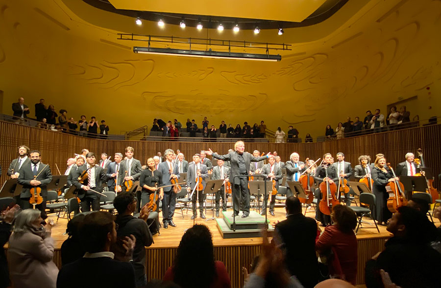 OSB é aplaudida após a apresentação da ‘Quinta’ de Beethoven (Revista CONCERTO)
