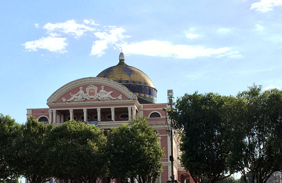 Teatro Amazonas, sede do FAO (Revista CONCERTO)