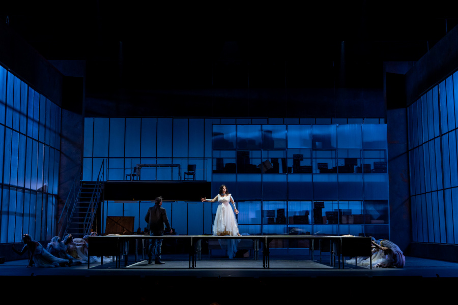 Cena da ópera 'As fadas' [Divulgação/Rafael Salvador]