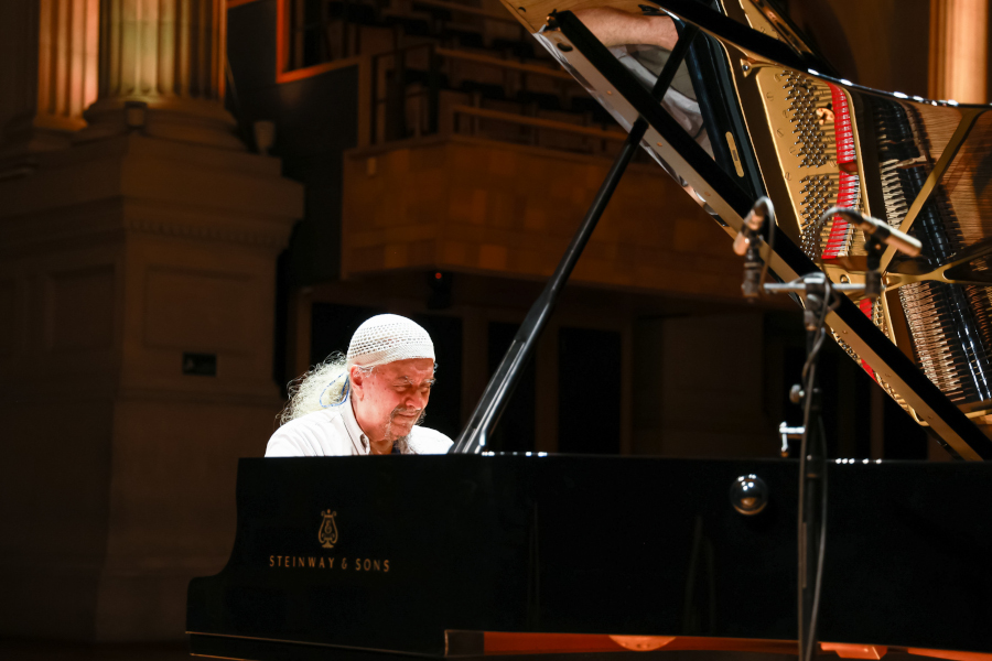 Egberto Gismonti durante recital na Sala São Paulo [Divulgação/Tucca]