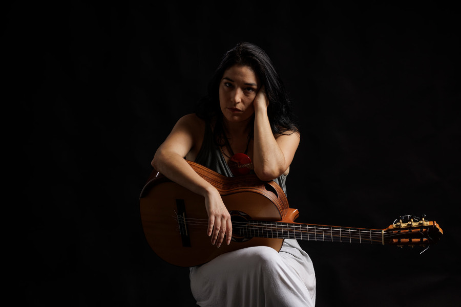 A violonista e compositora Elodie Bouny [Divulgação]