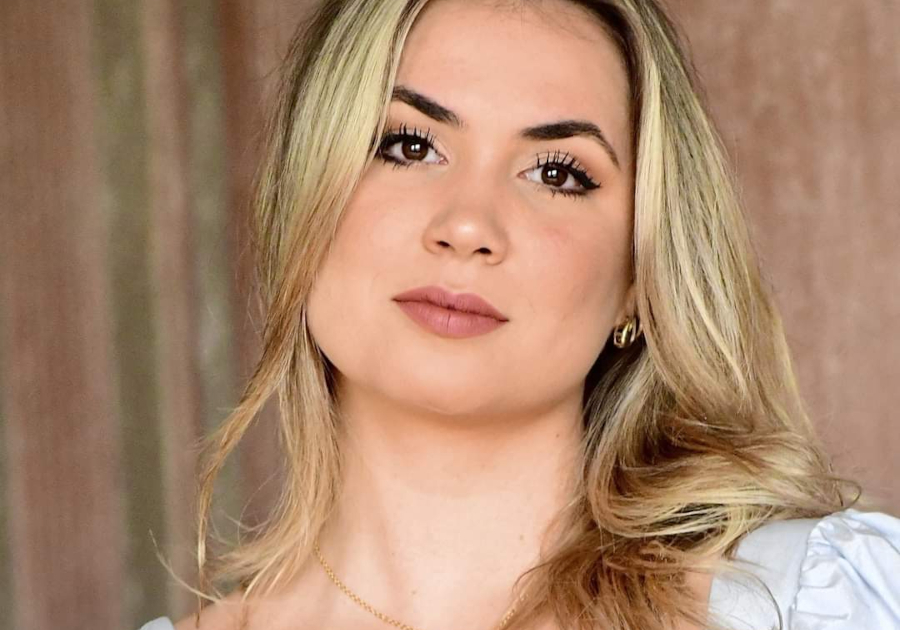 A soprano paranaense Flavia Stricker [Reprodução/Facebook]