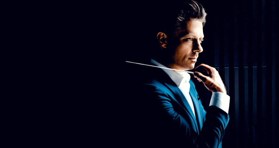 O maestro Joseph Bastian [Divulgação/Andrej Grilc]