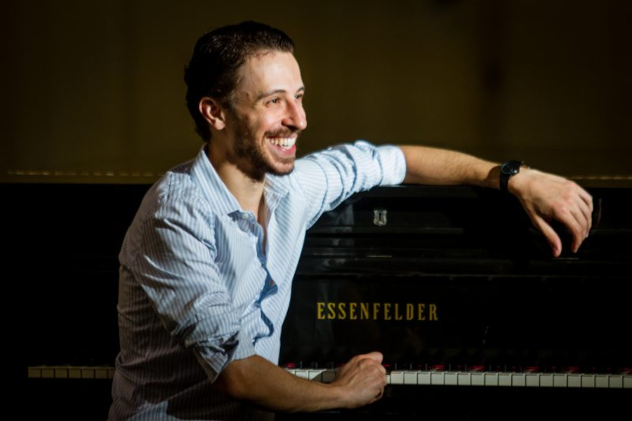 O pianista Pablo Rossi se apresenta no Teatro Cultura Artística [Divulgação]