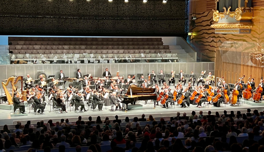 A Filarmônica de Minas Gerais durante concerto na Casa da Música do Porto [Divulgação/Agenor Carvalho]