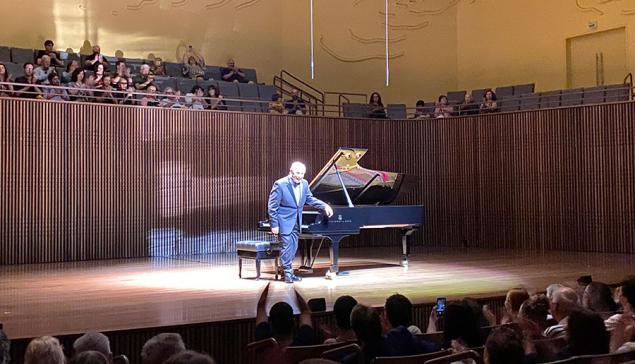 Revista Concerto Caio Pagano no recital da Cultura Artística (Revista CONCERTO)