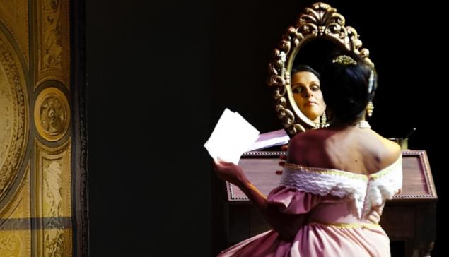 Revista Concerto A soprano Maria Solle Galevi como Domitila [Divulgação]