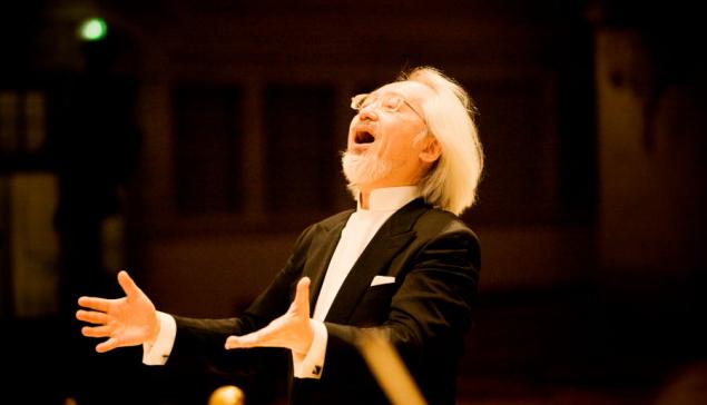 Revista Concerto O maestro Masaaki Suzuki [Divulgação/Marco Borgreve]