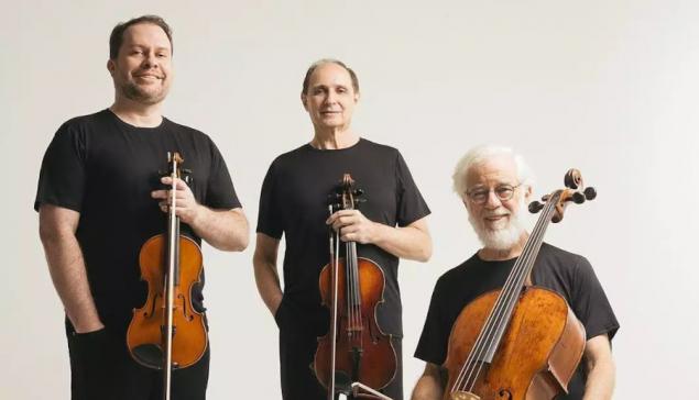 Revista Concerto O violinista Pablo de León, o violista Horacio Schaeffer e o violoncelista Roberto Ring [Divulgação]