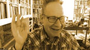 Peter Sellars durante conversa com os alunos do Ateliê de Criação [Reprodução]