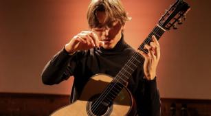 Virgile Barthe [ Reprodução Instagram/ Monique Boutolleau]