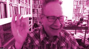 Peter Sellars durante conversa com os alunos do Ateliê de Criação [Reprodução]