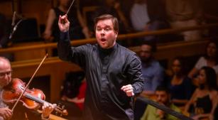 Lehninger durante o concerto com a Osesp [Divulgação]