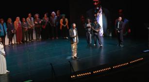 Nelson Rubens Kunze durante a cerimônia de premiação [Reprodução/YouTube]