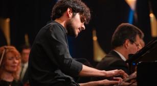 O pianista Bruno de Lorenzo [Reprodução]