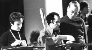 Edith Mathis, Aldo Baldin e Dietrich Fischer-Dieskau durante gravação de 'A Criação', de Haydn, com Sir Neville Marriner [Divulgação]