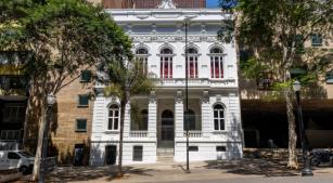 A fachada restaurada do Conservatório Dramático e Musical de São Paulo [Divulgação/Rafael Salvador]