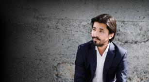 O pianista, maestro e compositor Richard Kogima [Divulgação]