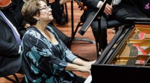 A pianista Linda Bustani [Divulgação/Cicero Rodrigues]