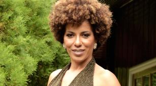 A mezzo soprano Mere Oliveira [Divulgação]