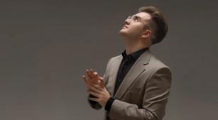 O pianista Piotr Alexewicz [Divulgação/Agnieszka Wira]