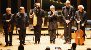 Jordi Savall e os músicos do Le Concert des Nations após apresentação na Sala São Paulo [Divulgação/Cultura Artística]