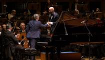 Jean-Frédéric Neuberger e Pierre Bleuse durante concerto com a Osesp [Divulgação]