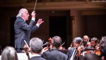 Maestro Isaac Karabtchevsky rege a Opes (divulgação, Daniel Ebendinger)