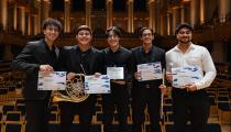 Os premiados João Victor Neves, Gabriel Vasconcelos Barata, Tiago Carvalho, João Vitor Dias Mendes e Paulo Antônio de Oliveira Lois Mendes