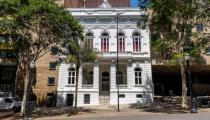 A fachada restaurada do Conservatório Dramático e Musical de São Paulo [Divulgação/Rafael Salvador]