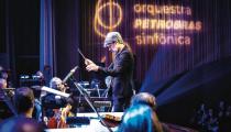 Felipe Prazeres rege os concertos da Opes [Divulgação]