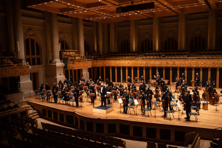 Osesp durante concerto com Neil Thomson na semana passada [Divulgação/Mariana Garcia]