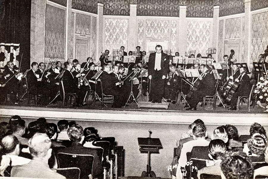 Foto do primeiro concerto realizado pela Ospa, em 1950 (Acervo Ospa, reprodução Nilton Santolin) Foto do primeiro concerto realizado pela Ospa, em 1950 (Acervo Ospa, reprodução Nilton Santolin)